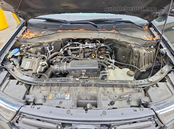 1FMSK8JH9NGA95545 2022 FORD FORD EXPLORER Gray Vista del compartimento del motor