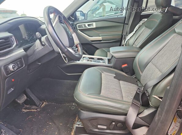 1FMSK8JH9NGC45363 2022 FORD EXPLORER Черный Вид салона спереди