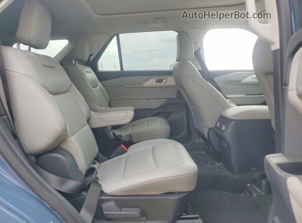 1FMUK8DH2TGA43854 2026 FORD EXPLORER Blue Vista interior trasera