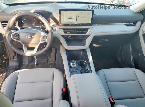 1FMUK8DH4TGA57366 2026 FORD EXPLORER Черный Вид панели приборов