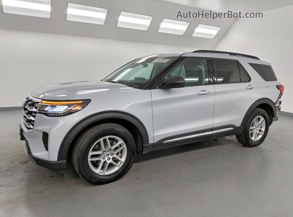 1FMUK8DHXSGC08922 2025 FORD EXPLORER Серебряный Передняя левая четверть