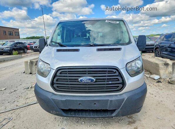 1FMZK1ZM8HKB57512 2017 FORD TRANSIT Silver Widok z przodu