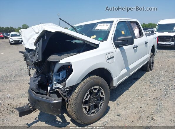1FT6W1EV3PWG58485 2023 FORD F-150 LIGHTNING Белый Передняя левая четверть