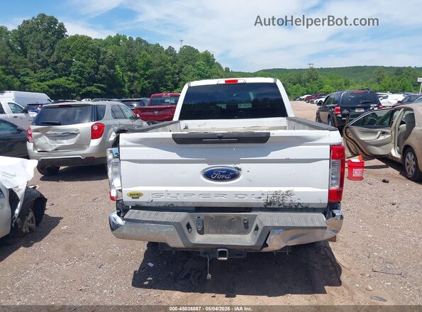1FT7W2AT5HEF31582 2017 FORD F-250 Белый 