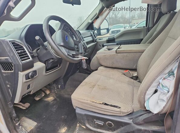 1FT7W2B64JEB74684 2018 FORD F250 Белый Вид салона спереди