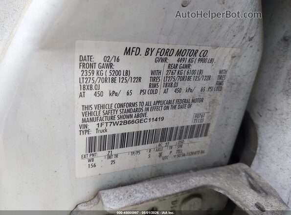 1FT7W2B66GEC11419 2016 FORD F-250 Белый Вид подкапотного пространства