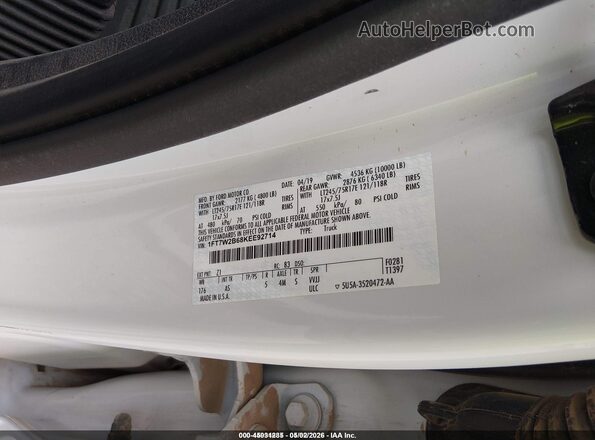 1FT7W2B68KEE92714 2019 FORD F-250 Белый Вид подкапотного пространства
