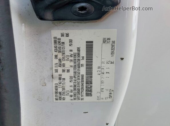 1FT7W2B69HEB59995 2017 FORD F250 Белый Вид подкапотного пространства