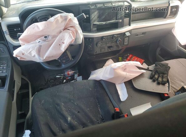 1FT7W2BA0REE81611 2024 FORD F250 White Widok deski rozdzielczej