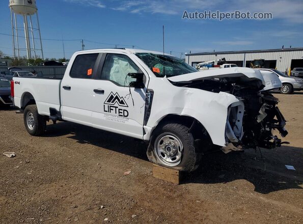 1FT7W2BA0REE81611 2024 FORD F250 White Przód prawy