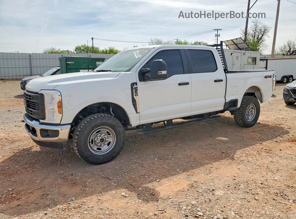 1FT7W2BA6TEC65933 2026 FORD F250 White Առջևի ձախ երեք քառորդ տեսարան
