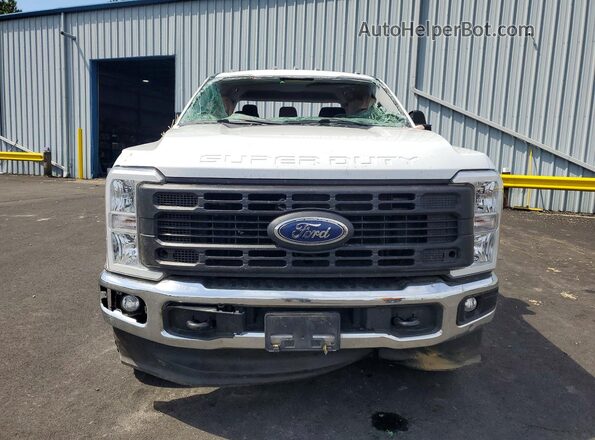 1FT7W2BA8RED47123 2024 FORD F250 Белый Вид спереди