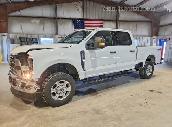 1FT7W2BN1SEC32680 2025 FORD F250 White Vista tres cuartos delantera izquierda