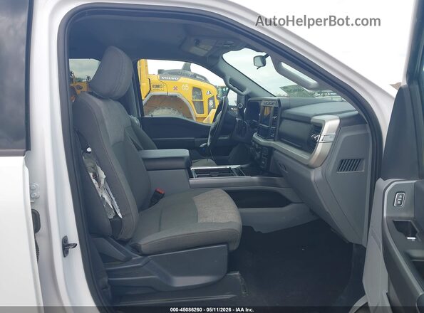 1FT7W2BN6REF94434 2024 FORD F-250 Белый Вид салона спереди