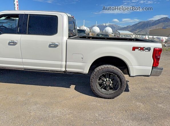 1FT7W2BT5HEE12459 2017 FORD F250 White Vista interior trasera