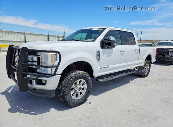 1FT7W2BT5KEC31160 2019 FORD F250 White წინა მარცხენა ხედი სამი მეოთხედიდან