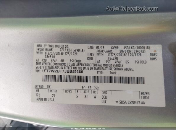 1FT7W2BT7JEB59389 2018 FORD F-250 Silver Vista del compartimento del motor