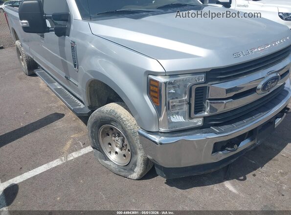 1FT7W2BT8JEC04601 2018 FORD F-250 Gray Vista frontal