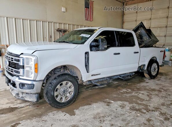 1FT7W2BT8PED58699 2023 FORD F250 Белый Передняя левая четверть