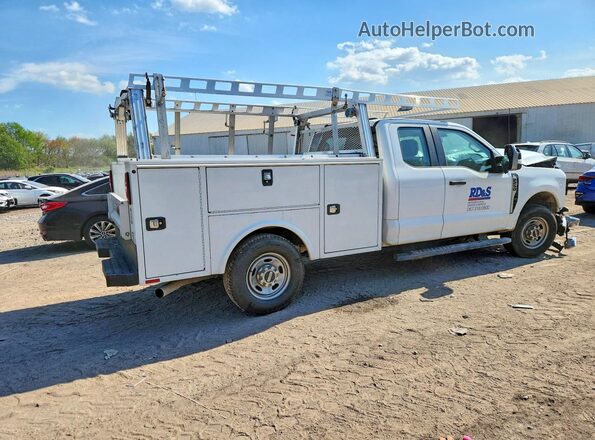 1FT7X2AA0PED46544 2023 FORD F250 Белый Задняя правая четверть
