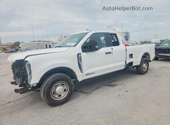 1FT7X2AT4PEC63846 2023 FORD F250 White წინა მარცხენა ხედი სამი მეოთხედიდან