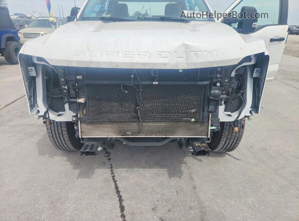 1FT7X2AT4PEC63846 2023 FORD F250 White უკანა სალონის ხედი