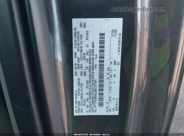 1FT7X2B62JEC37701 2018 FORD F-250 Gray Vista del compartimento del motor