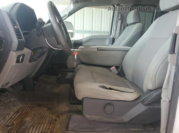 1FT7X2B64HEE84390 2017 FORD F250 White 
