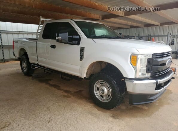 1FT7X2B64HEE84390 2017 FORD F250 White Передня права чверть