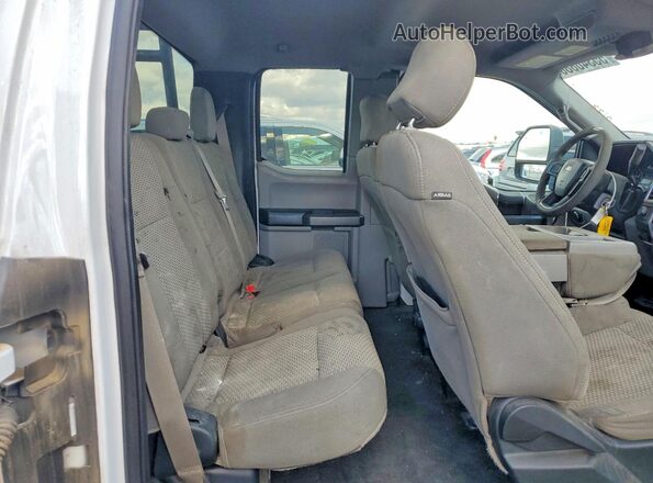 1FT7X2B65HEC15539 2017 FORD F250 Белый Вид задних сидений
