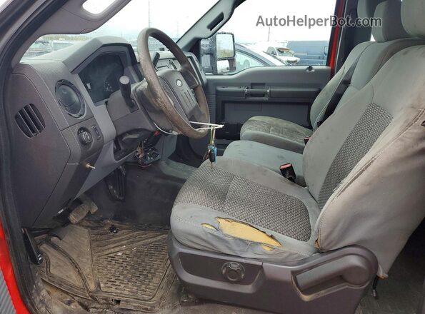 1FT7X2B68GEB30158 2016 FORD F250 Красный Вид салона спереди