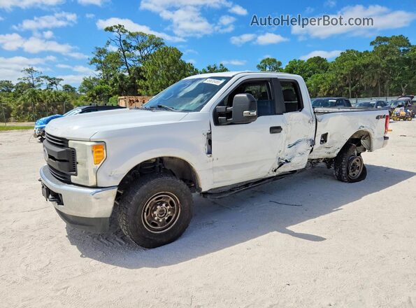 1FT7X2B68HED29972 2017 FORD F250 White Przód lewy