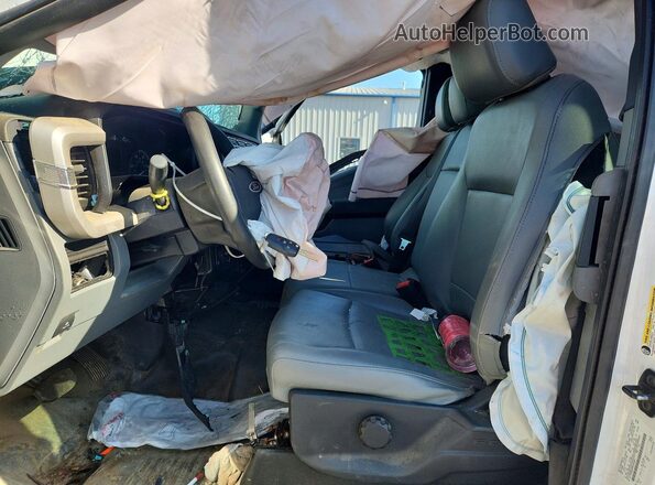 1FT7X2BA4PEC62449 2023 FORD F250 Белый Вид салона спереди
