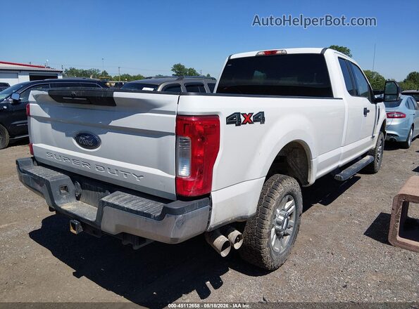 1FT7X2BT3HED94055 2017 FORD F-250 Белый Задняя правая четверть
