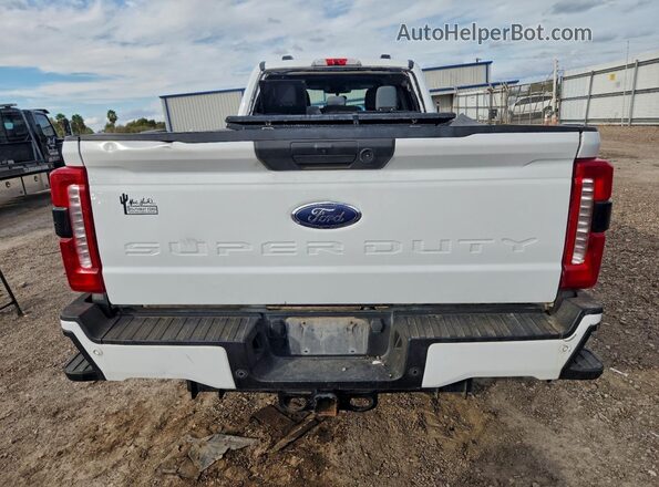 1FT8W2BA1PEC99272 2023 FORD F250 White უკანა ხედი