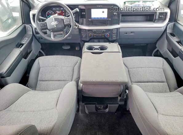 1FT8W2BA1SED66509 2025 FORD F250 Gray Widok deski rozdzielczej