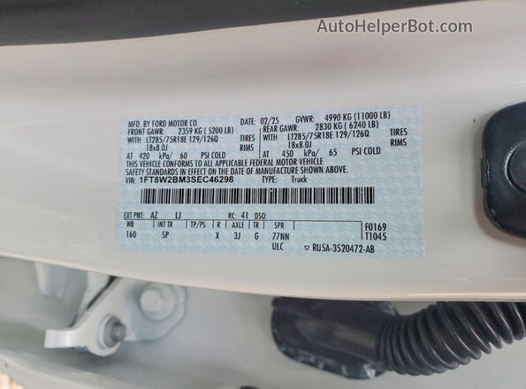 1FT8W2BM3SEC46298 2025 FORD F250 White Vista del compartimento del motor