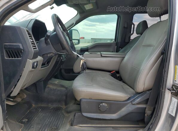 1FT8W2BT6NEF34196 2022 FORD F250 Silver Front interior view