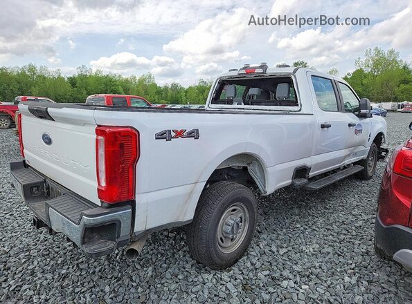1FT8W3BA9TED86269 2026 FORD F350 Белый Задняя правая четверть