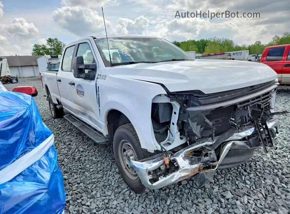 1FT8W3BA9TED86269 2026 FORD F350 Белый Передняя правая четверть