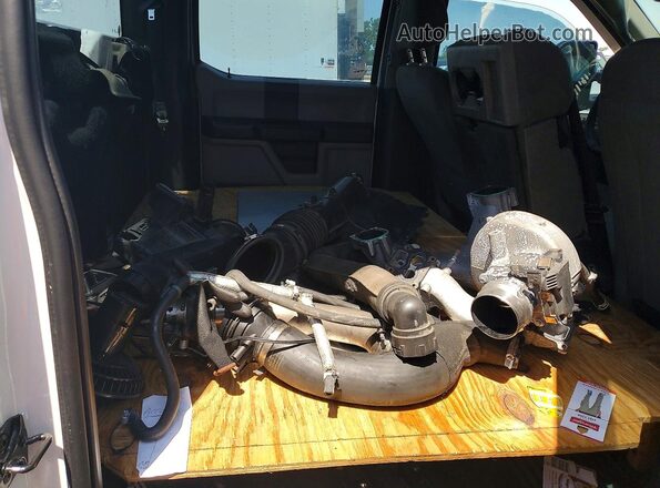 1FT8W3DT4LEC18182 2020 FORD F350 Белый Вид задней части салона