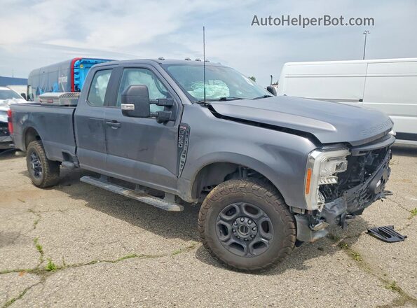 1FT8X2BN4PED41563 2023 FORD F250 Gray Delantero derecho