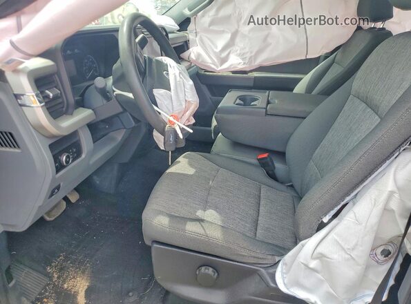 1FT8X2BN4PED41563 2023 FORD F250 Gray Vista interior delantera