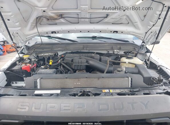 1FTBF2B60GEC33443 2016 FORD F-250 White უკანა ხედი