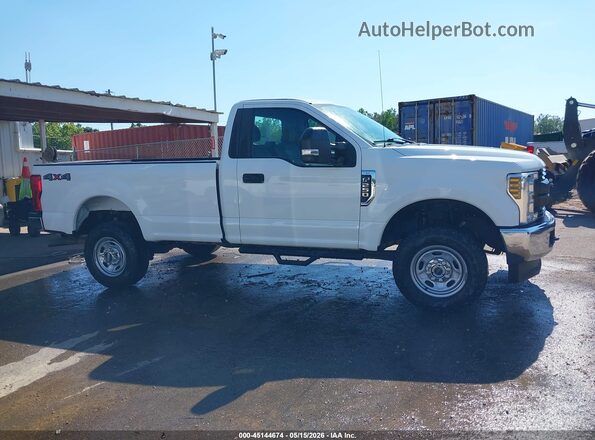 1FTBF2B66KED02483 2019 FORD F-250 Белый Панорамный вид салона 360°