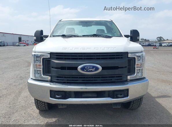 1FTBF2B69JEC69932 2018 FORD F-250 Белый Вид щитка приборов