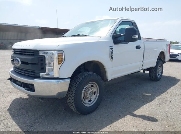 1FTBF2B69JEC69932 2018 FORD F-250 Белый Вид спереди