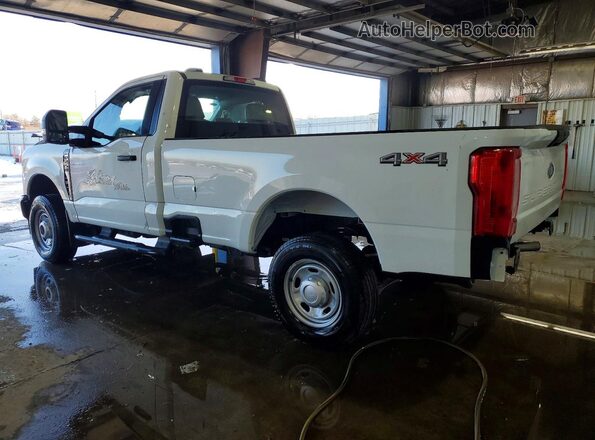 1FTBF2BA9PEC89997 2023 FORD F250 White Trasero izquierdo