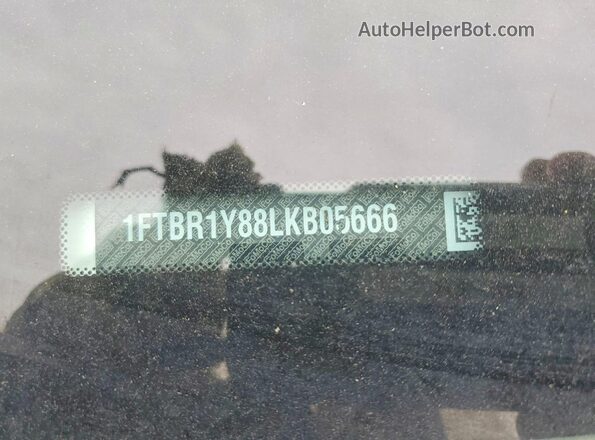 1FTBR1Y88LKB05666 2020 FORD TRANSIT Белый Вид подкапотного пространства