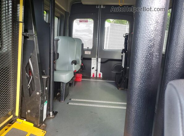 1FTBW2XM3HKB38837 2017 FORD TRANSIT White Widok tylnych siedzeń